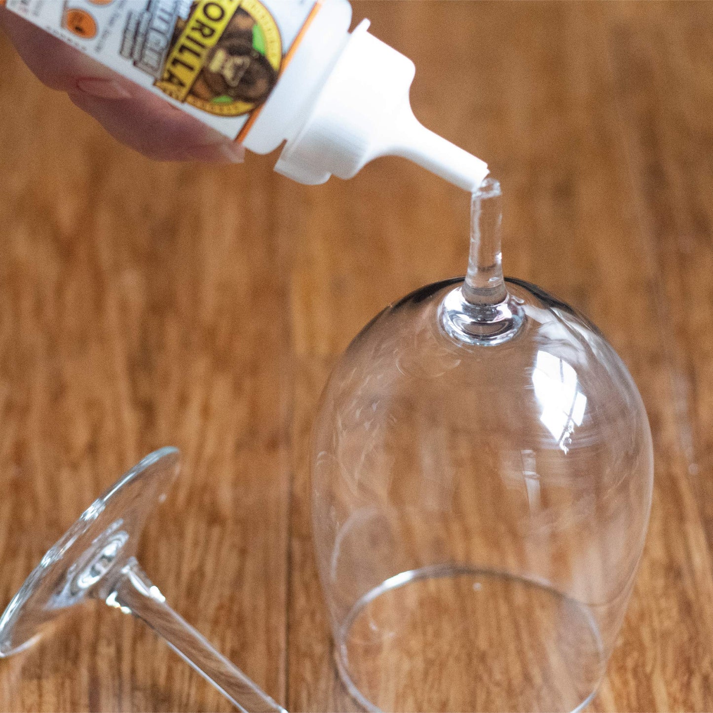 Gorilla Clear Glue, 3.75 Ounce Bottle (Pack of 1) - Crystal Clear, All Purpose, and Water Resistant